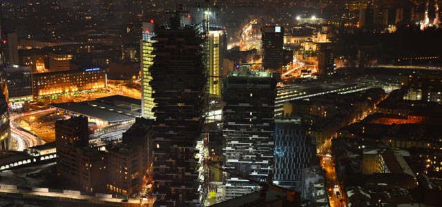 bosco-verticale-BY_NIGHT